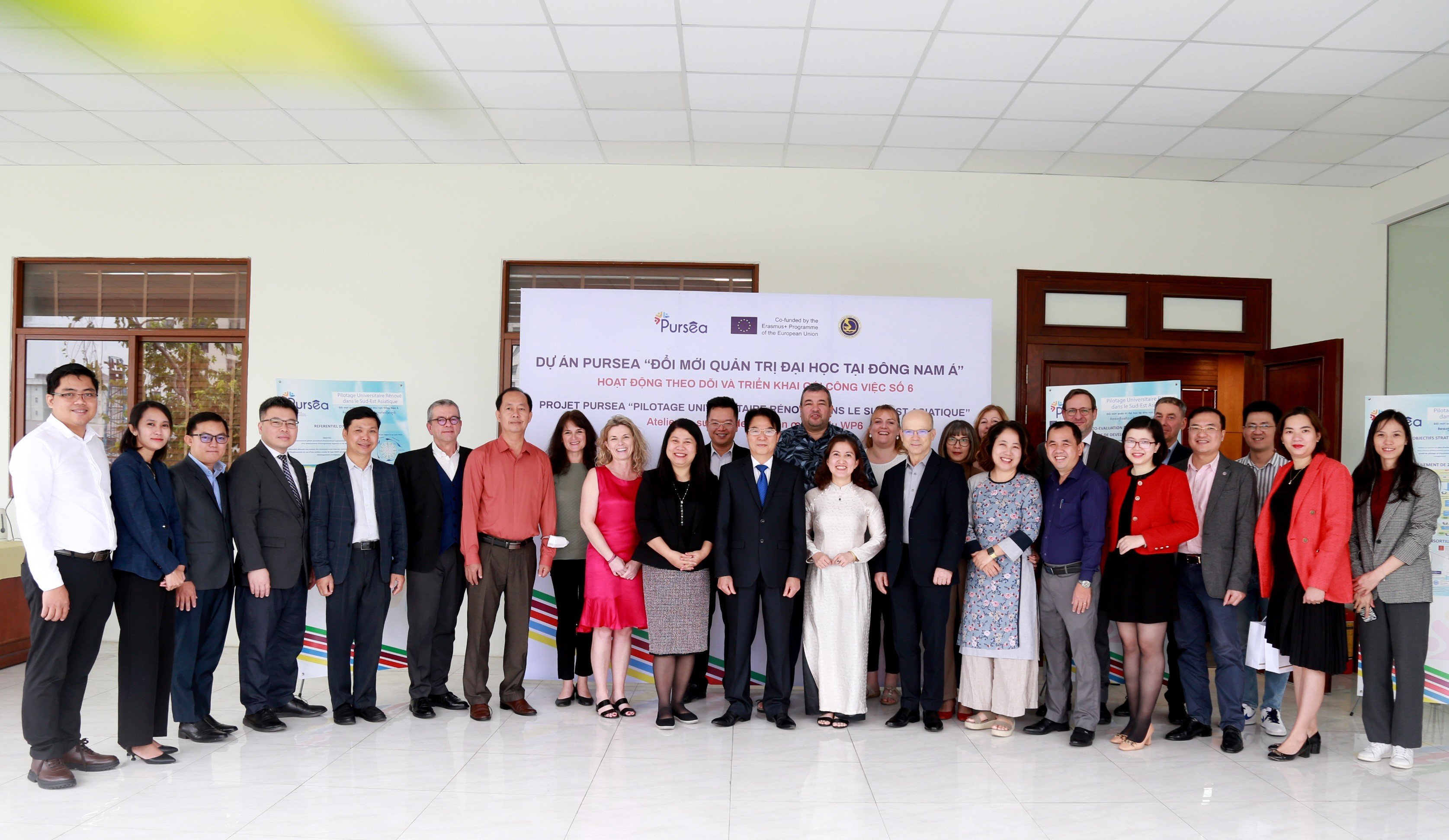 tài xỉu
 tổ chức thành công cuộc họp đánh giá tiến độ dự án Đổi mới Quản trị đại học tại Đông Nam Á